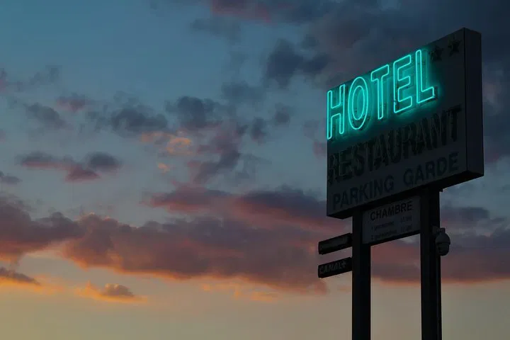 Stress-Free Birmingham Airport Transfer: Your Hotel to Departure Gate