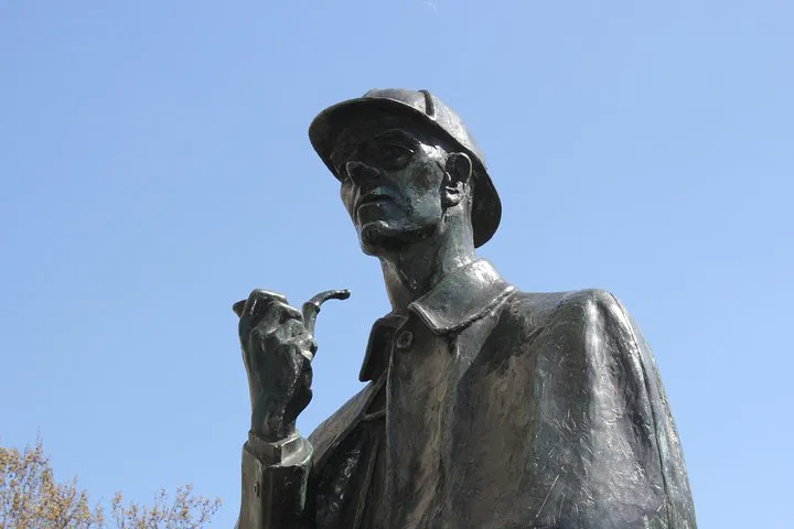 Unravel London's Mysteries: A Private Sherlock Holmes Adventure