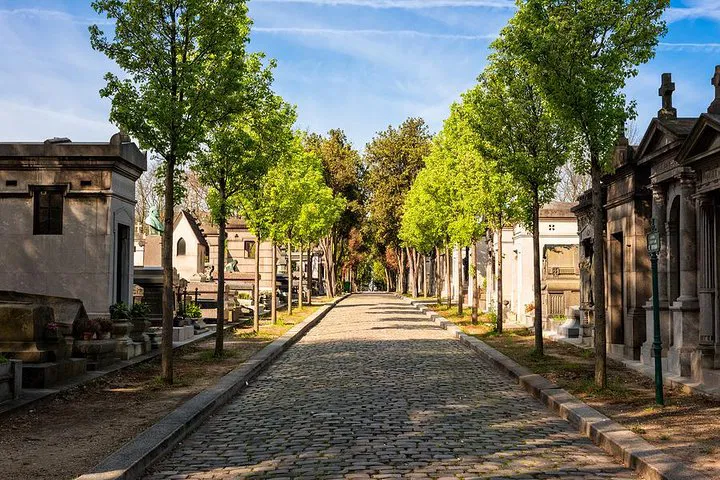 Unlock Pere Lachaise: A Private Journey Through Paris's Hauntingly Beautiful Cemetery
