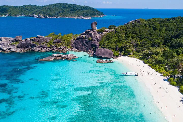 Similan Islands Premium Tour: Snorkel Paradise!