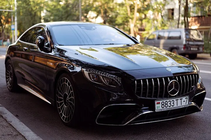 London Chauffeur: Ride in Style & Comfort!