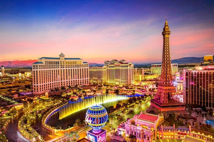 Epic 8-Day Adventure: Los Angeles, Las Vegas, Yellowstone & Grand Teton Tour
