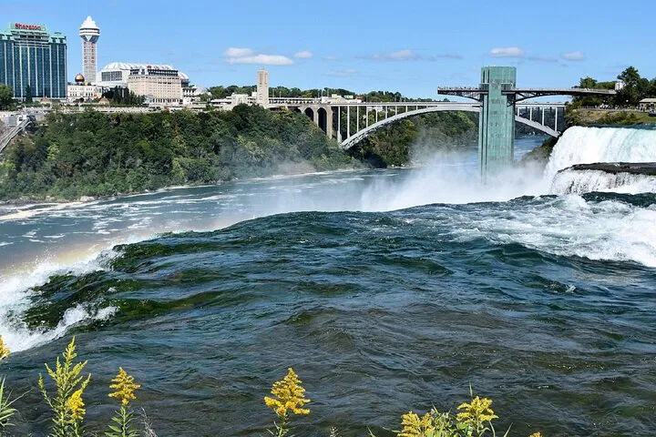 Niagara Falls 3-Day Tour: Buffalo Pickup & More!