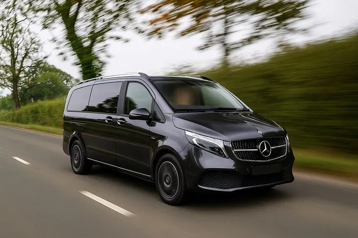 Experience Paris in Style: VIP Airport Transfers