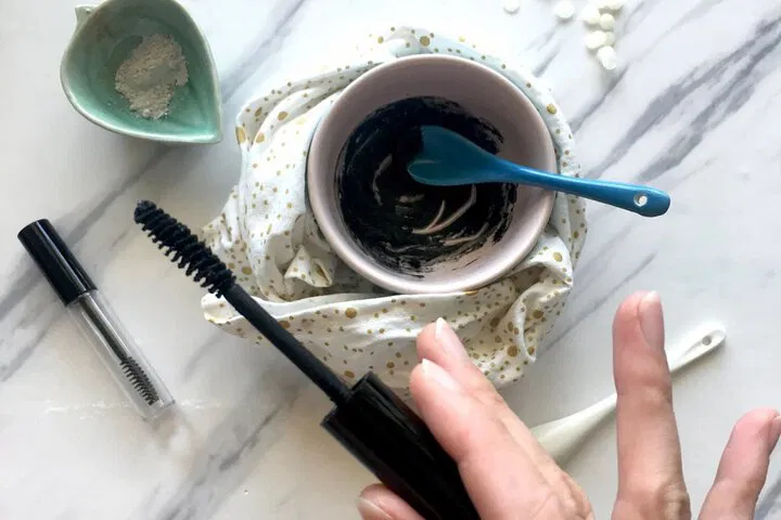 Paris DIY Makeup: Mascara & Eyeliner Workshop!
