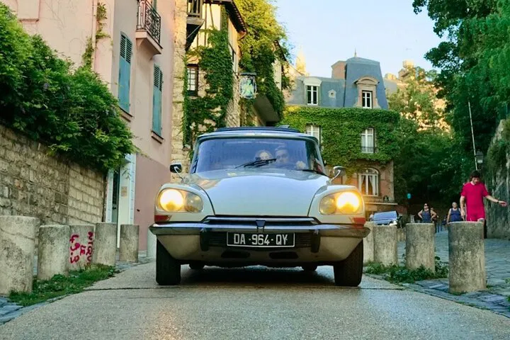 Paris in a Citroën DS: Classic Car Tour of Top Sights
