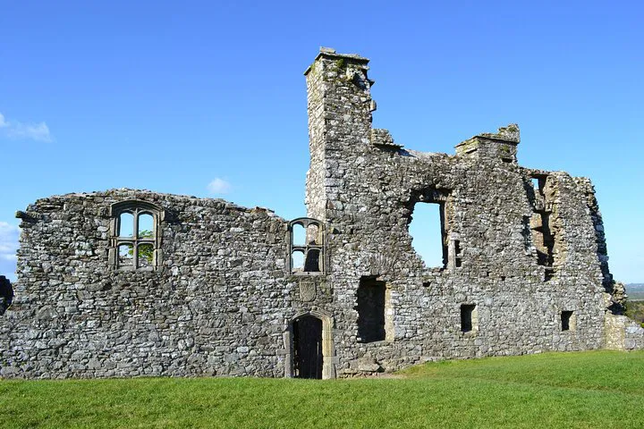 Unveiling Slane Castle: A Dublin Private Car Excursion