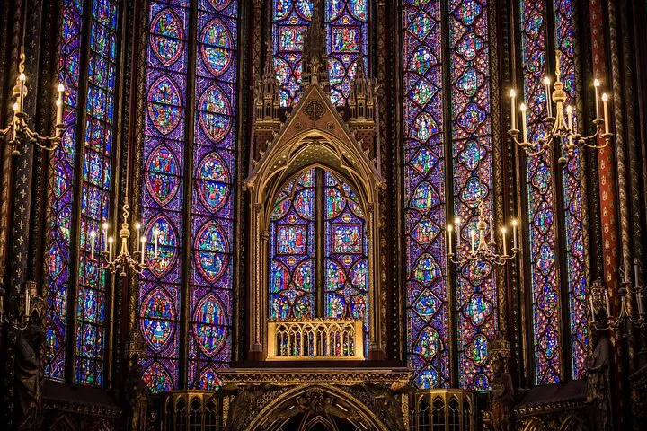 Unveiling Parisian History: Private Tour of Sainte-Chapelle & Conciergerie