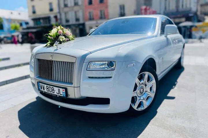 Paris Luxury Car Tour: See Paris in Style!