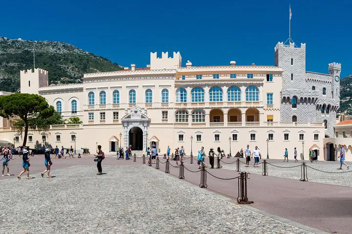 Cannes to Monaco: A Whirlwind Riviera Adventure!