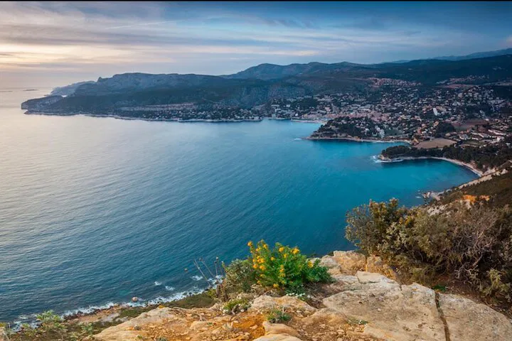Marseille & Cassis: Private, Comfy Tour