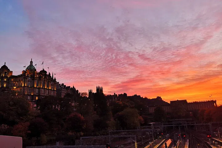 Edinburgh Food & Drink Tour: A Tasty Scottish Adventure