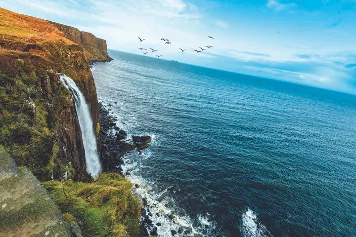 Unveiling Skye's Majesty: A Self-Guided Driving Odyssey