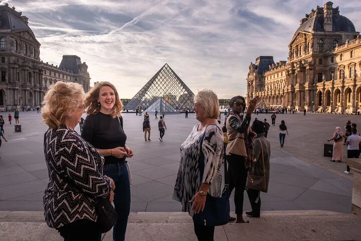 Unlock Louvre's Secrets: An Exclusive Night Tour