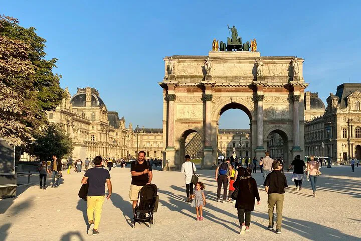 Paris Private City Tour: Unveiling Iconic Landmarks in Style