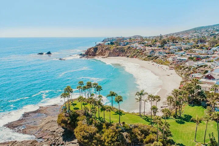 Discover Laguna Beach: A Personalized Trolley Adventure