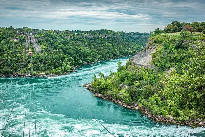 Stress-Free Niagara Falls Trip: Private Airport Transfers