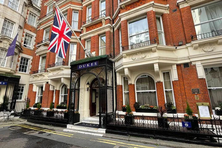 Uncover 007's London: A Private James Bond Mayfair Walking Tour