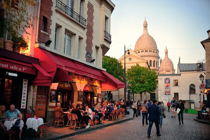 Savor Montmartre: A Sweet & Story-Filled Walking Tour