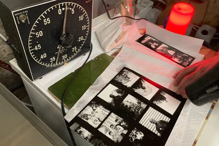 Berlin: Analog Photography Tour & Artist Studio Visit