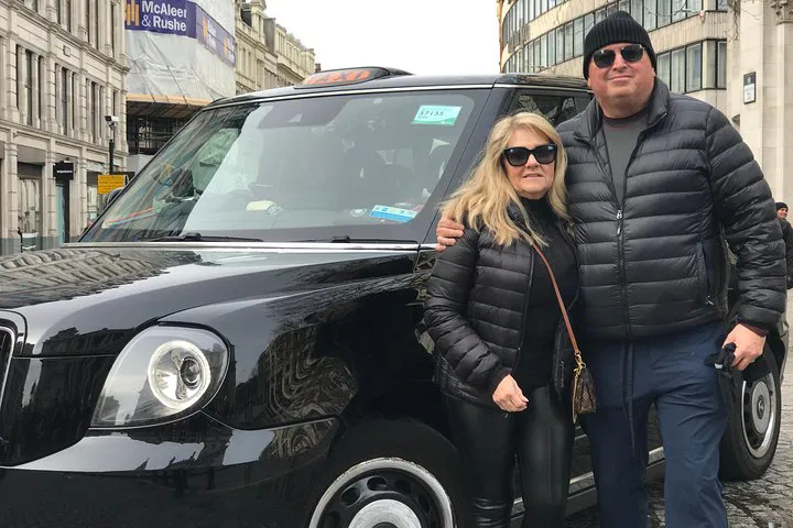 Discover London's Secrets: An Exclusive Black Cab Adventure