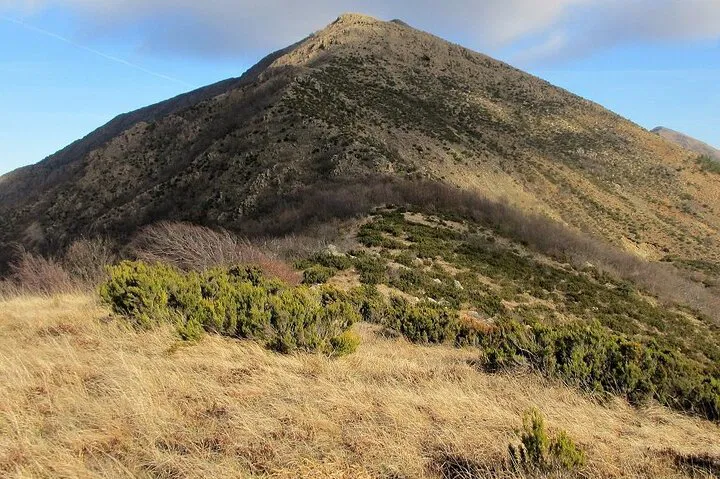Hike Mount Tobbio: Nature & Sanctuary Tour from Voltaggio