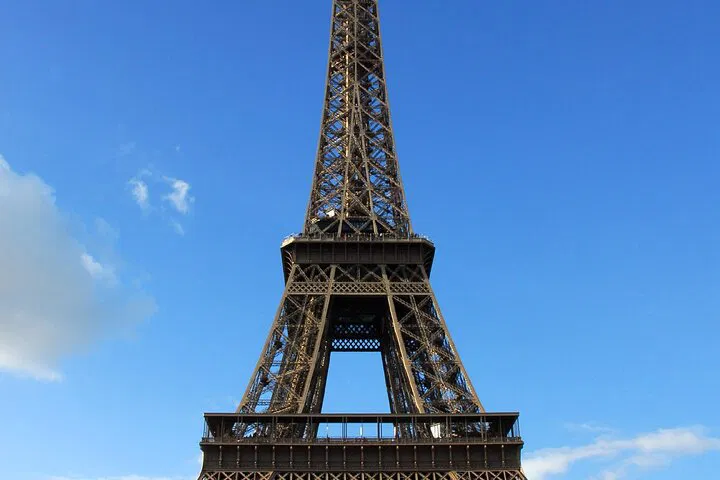 Paris in a Day: Unforgettable Guided Tour with Hotel Pickup