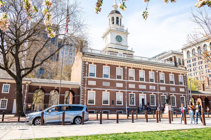 Discover Philadelphia: A Personalized Full-Day City Adventure!
