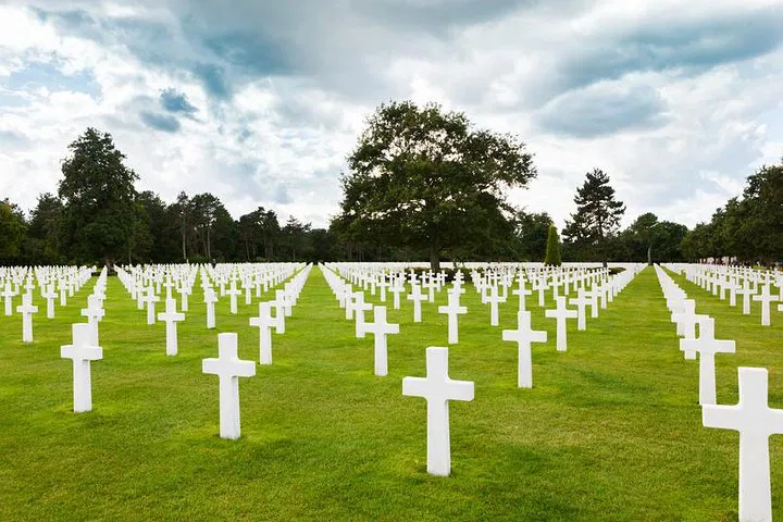 Normandy D-Day Landing: A Personalized Historical Journey from Paris