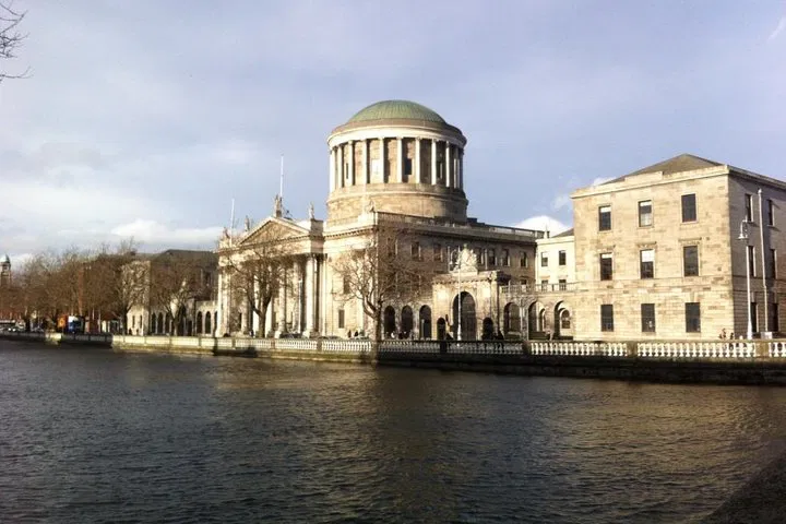 Discover Dublin's Secrets: A Tailored Private Tour with a History Expert