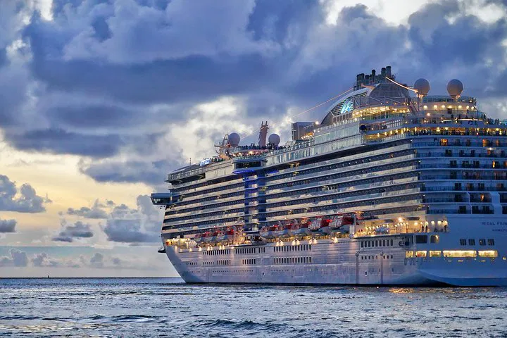 Stress-Free Southampton to London Transfers: Private & Personalized!
