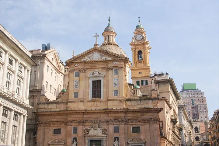 Unlock Genoa's Secrets: A Self-Guided Scavenger Hunt Adventure