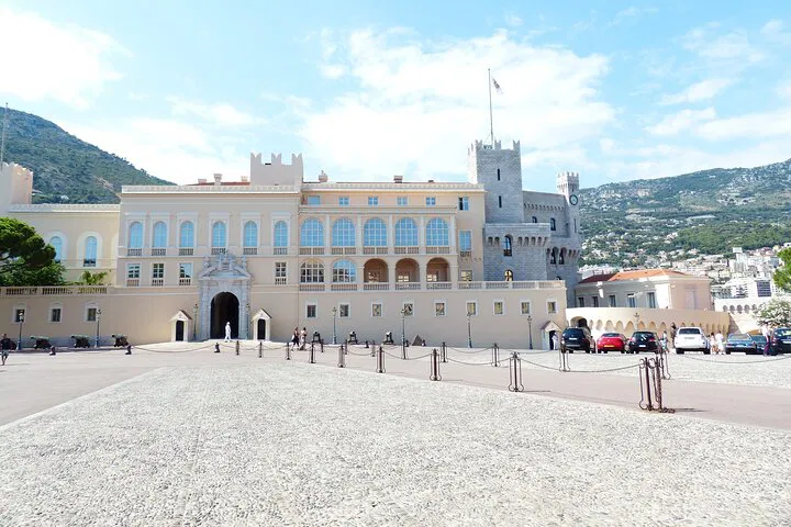 Luxury Private Transfer: Cannes to Monaco in Style