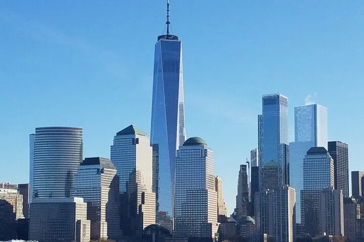 Discover NYC's Gems: Your Exclusive Half-Day Private Tour!
