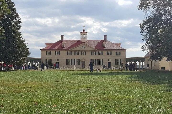 Luxury Journey to Mount Vernon: Private Chauffeur Experience