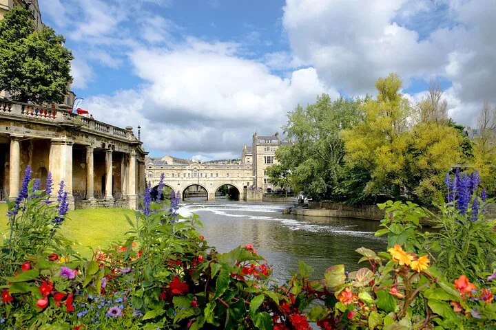 Unveiling Roman History and Cotswold Charm: A Luxurious Private Tour