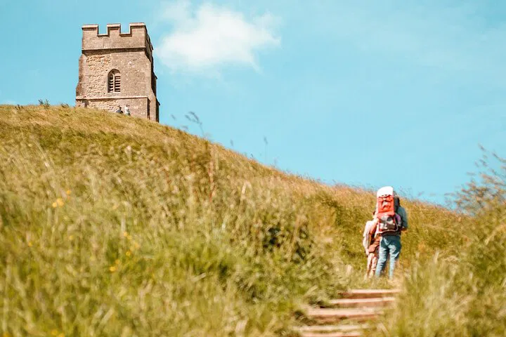 Somerset Tour App: Uncover UK's Hidden Gems with a Treasure Hunt Adventure!