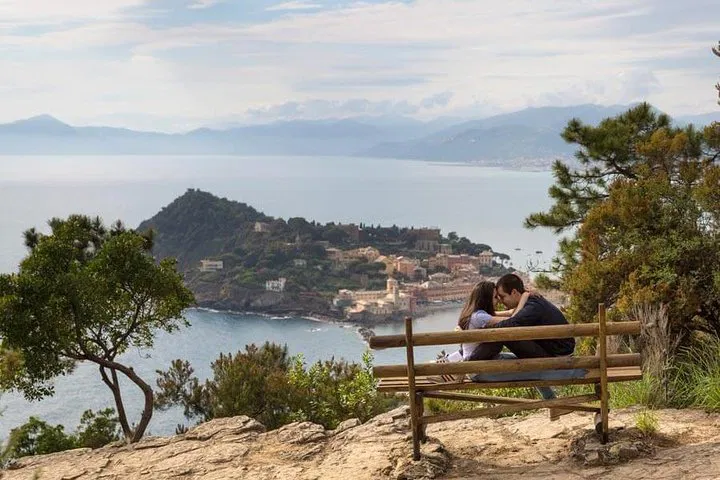 Chiavari Photo Session: Capture Your Italian Memories!