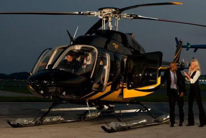 Luxury Arrival: Private Helicopter Transfer to Manhattan