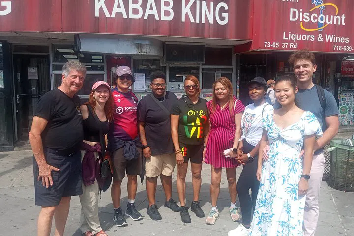 Queens Culinary Stroll: A Flavorful Cultural Adventure!