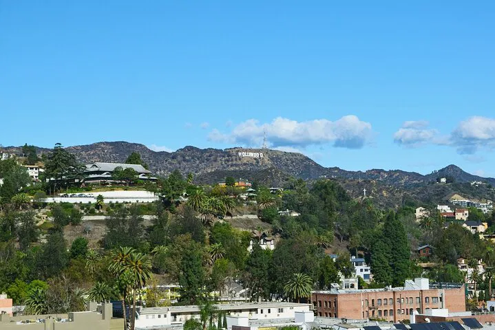 Hike to Hollywood History: Sign Adventure