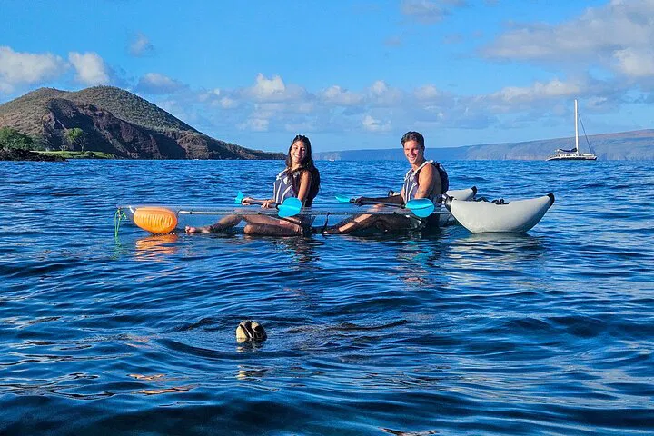 Maui's Turtle Town: Clear Kayak & Snorkel Adventure (7am-10am)