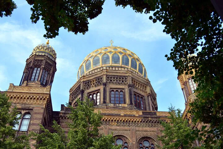 Uncover Berlin's Jewish History: An Exclusive Guided Journey
