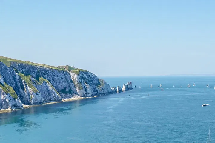 Discover Isle of Wight: A Captivating Day Tour from Brighton!