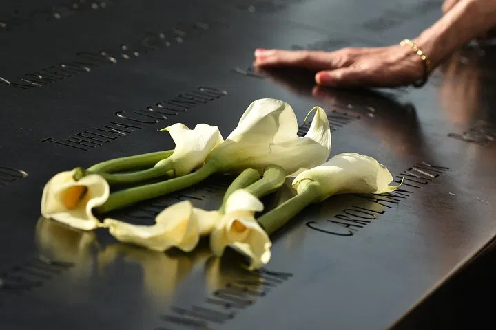 Reflect & Remember: 9/11 Memorial & Ground Zero Walking Tour