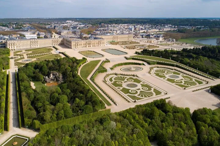 Versailles Palace: Ticket & Guided Tour