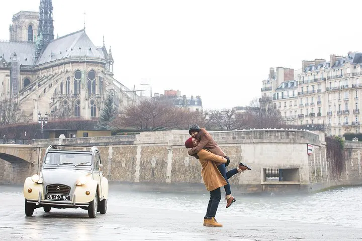 Parisian Charm: Vintage 2CV Tour with a Local