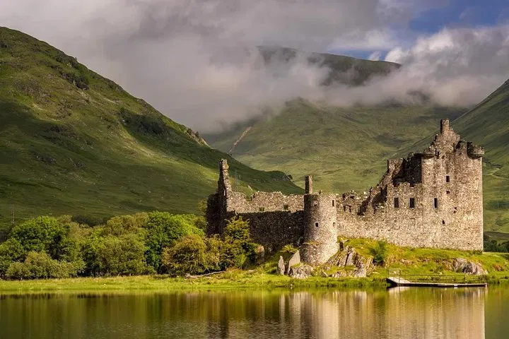 Edinburgh Highlands: Lochs, Glens & Castles Day Trip