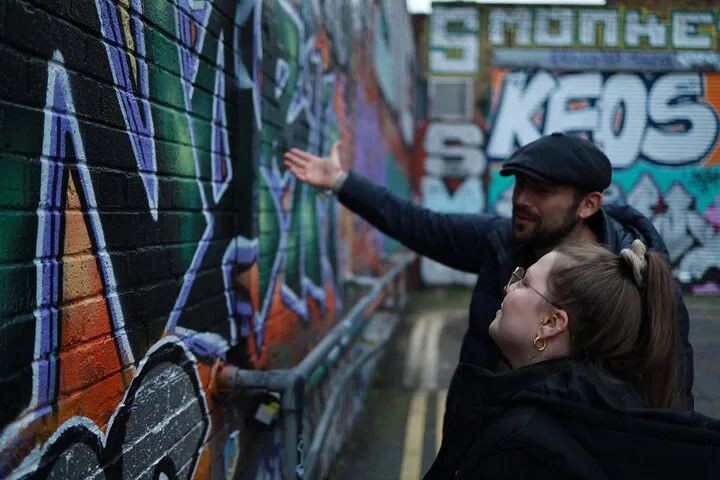 Shoreditch Street Art: Unleash Your Inner Artist in London's Canvas!