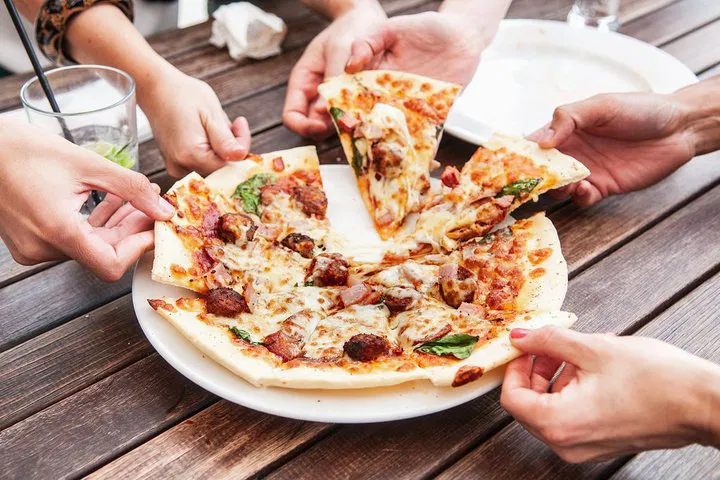 Manhattan Pizza Pilgrimage: A Slice of NYC Culture